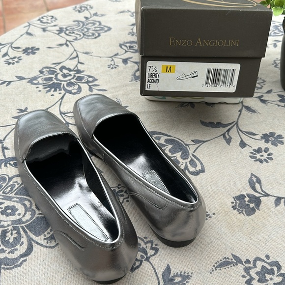 Enzo Angiolini Liberty Acciaio Flats - Picture 6 of 10